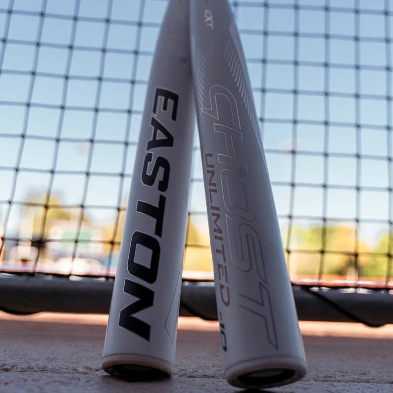 2023 Easton Ghost Unlimited -9 Fastpitch Softball Bat: FP23GHUL9 - Image 9
